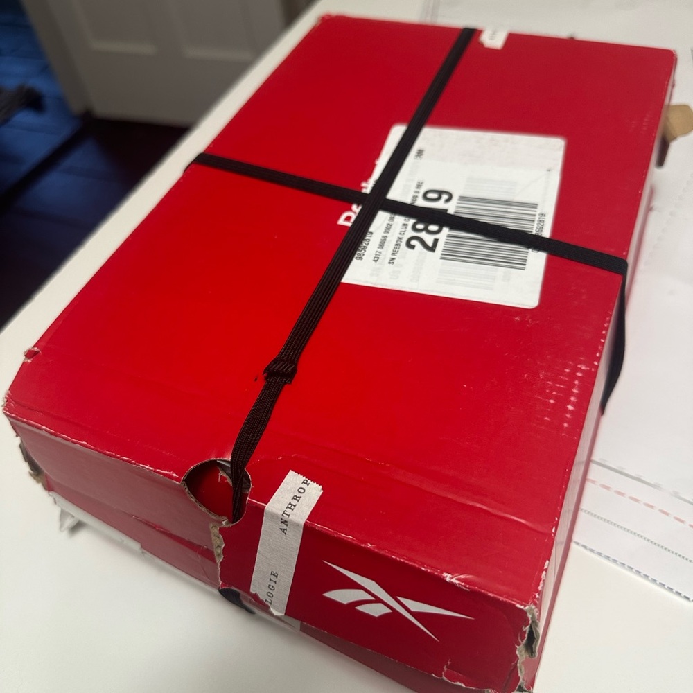 Reebok Club C Grounds Sneakers BNIB - Picture 6 of 6